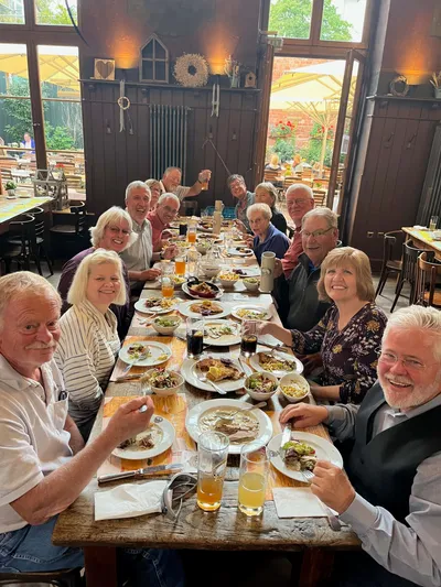 Lunch with guests from the States at the restaurant Kulturbrauerei in Heidelberg.