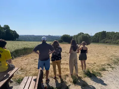 A final stop before reaching Rothenburg which is already recognizable in the background.