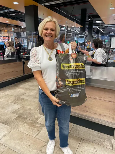 Some of my guests love exploring German supermarkets – in this case not an ALDI but an EDEKA.